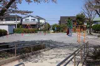 大上第一公園のスロープからの広場