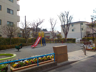 御前田公園の出入口