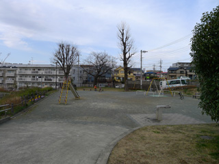 十日市場北公園の広場