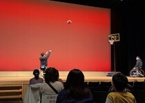 「３ポイントシュートの実演の様子」の画像
