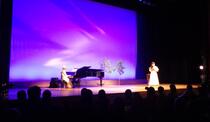 演目「葉っぱのフレディ」の様子