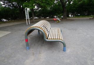 背伸ばしベンチ