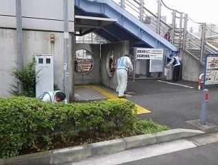 清掃活動をしている写真
