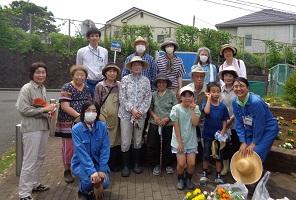 北軽井沢第二公園愛護会の集合写真