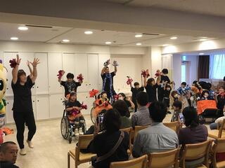 ダンスパフォーマンス（ステージ発表）