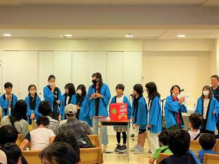 ボランティアをしてくれた稲荷台小学校の皆様