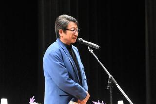 井上さんによる朗読