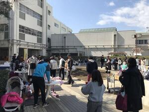 中庭もにぎわいました