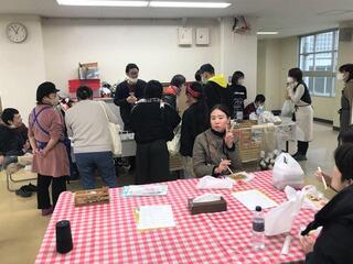 カフェもたくさんの方々にご利用いただきました