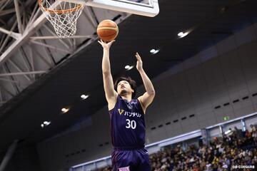 須藤昂矢選手の華麗なシュート！