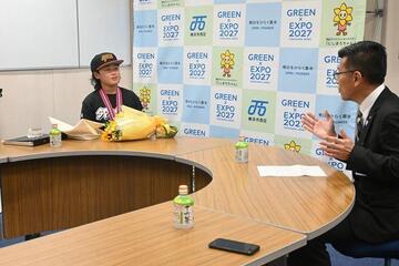 堂々とした優勝報告でした 
