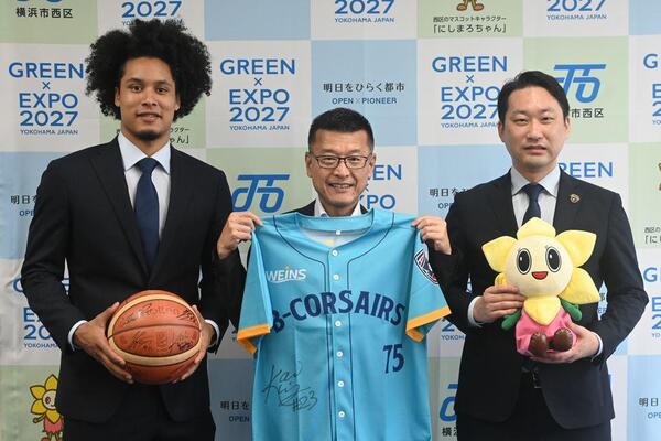 キング 開 選手、白井 英介 代表取締役と 