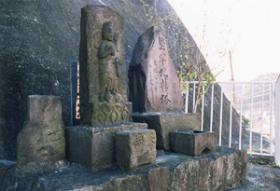 軽井沢の庚申塔の写真