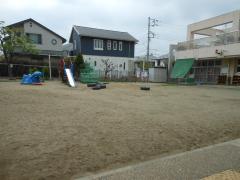 中川西保育園園庭